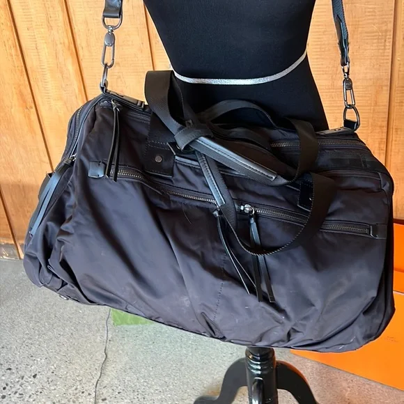 lululemon athletica | Bags | Gym Bag | Poshmark